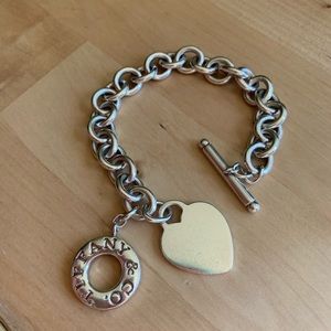 Tiffany & Co. heart tag bracelet size 7.5 inches